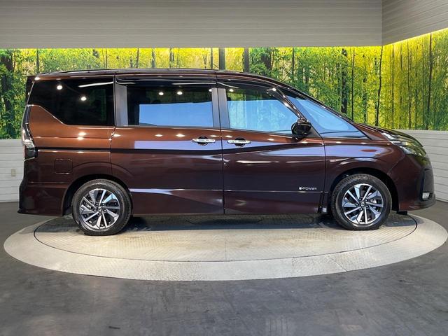 セレナ e-パワー ハイウェイスターV 純正10型ナビ フリップダウンモニター アラウンドビューモニター ハンズフリーパワースライドドア プロパイロット 禁煙車 クリアランスソナー ブラインドスポットモニター オートブレーキホールド ETC(27枚目)