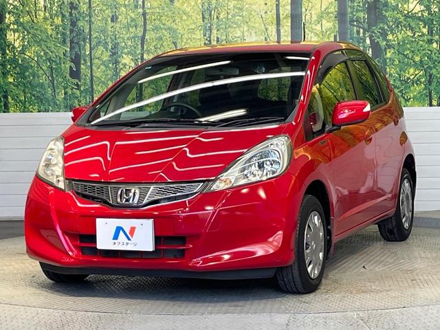 フィット Ｇ・１０ｔｈアニバーサリー　ＳＤナビ　ＥＴＣ　ドラレコ　電動格納ミラー　オートライト　アイドリングストップ　スマートキー　フルセグＴＶ　Ｂｌｕｅｔｏｏｔｈ　ＣＤ　ＤＶＤ（24枚目）