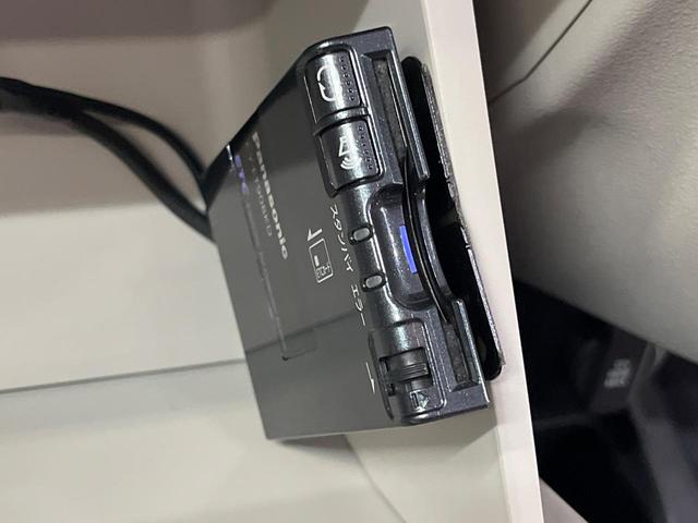 Ｎ－ＢＯＸ ベースグレード　電動スライドドア　ホンダセンシング　アダプテイブクルーズコントロール　禁煙車　コーナーセンサー　スマートキー　ＬＥＤヘッド　ＥＴＣ　車線逸脱警報　オートライト　オートエアコン　ＣＤ再生（7枚目）