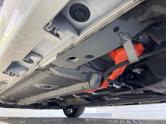 アクア ＧＲスポーツ　純正１０．５型ディスプレイオーディオ　バックカメラ　１００Ｖ電源　セーフティセンス　レーダークルーズ　禁煙車　ハーフレザーシート　コーナーセンサー　スマートキー　ＬＥＤヘッド　ＥＴＣ　オートハイビーム（22枚目）