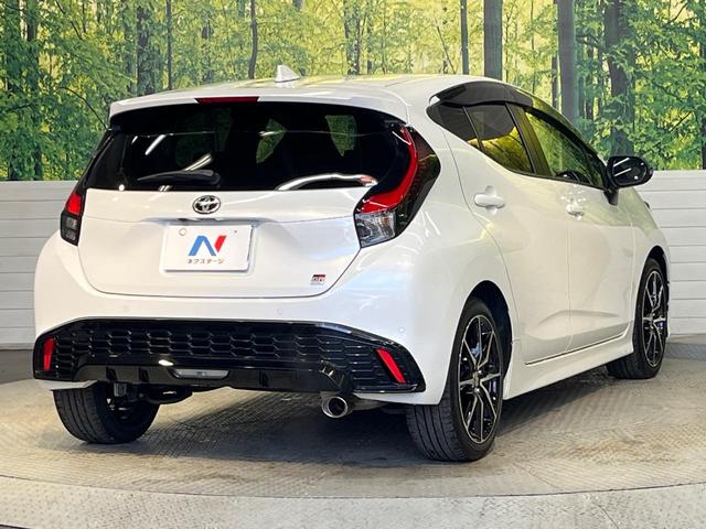 アクア ＧＲスポーツ　純正１０．５型ディスプレイオーディオ　バックカメラ　１００Ｖ電源　セーフティセンス　レーダークルーズ　禁煙車　ハーフレザーシート　コーナーセンサー　スマートキー　ＬＥＤヘッド　ＥＴＣ　オートハイビーム（28枚目）