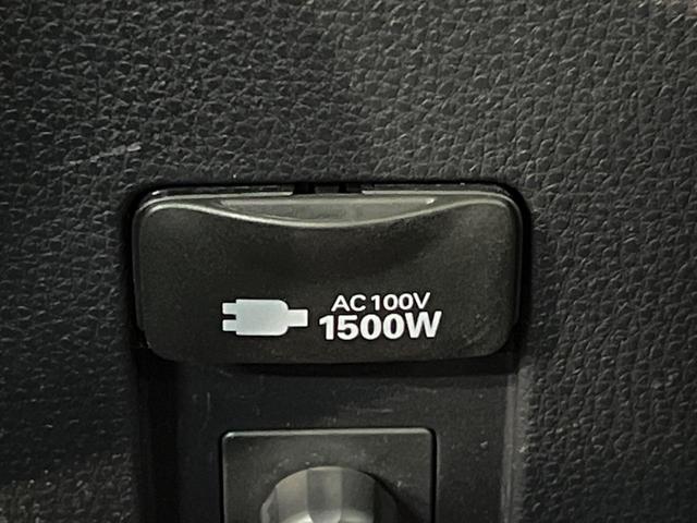 アクア ＧＲスポーツ　純正１０．５型ディスプレイオーディオ　バックカメラ　１００Ｖ電源　セーフティセンス　レーダークルーズ　禁煙車　ハーフレザーシート　コーナーセンサー　スマートキー　ＬＥＤヘッド　ＥＴＣ　オートハイビーム（50枚目）