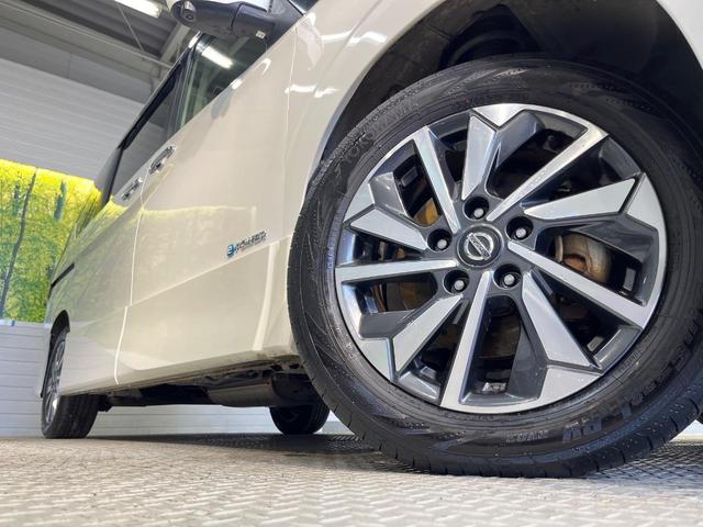 セレナ ｅ－パワー　ハイウェイスターＶ　純正１０型ナビ　後席モニター　全周囲カメラ　両側電動ドア　セーフティパックＡ　リアオートエアコン　純正１６インチＡＷ　衝突被害軽減システム　プロパイロット　禁煙車　スマートキー　ＬＥＤヘッド　ＥＴＣ（14枚目）