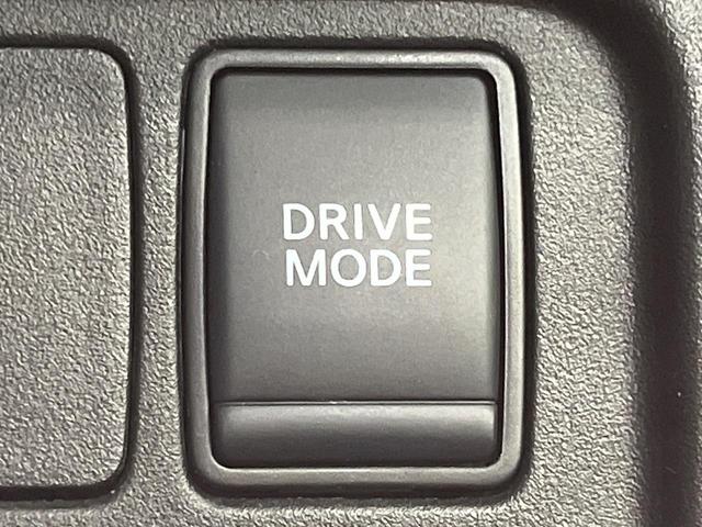 セレナ e-パワー ハイウェイスターV 純正10型ナビ 後席モニター 全周囲カメラ 両側電動ドア セーフティパックA リアオートエアコン 純正16インチAW 衝突被害軽減システム プロパイロット 禁煙車 スマートキー LEDヘッド ETC(56枚目)