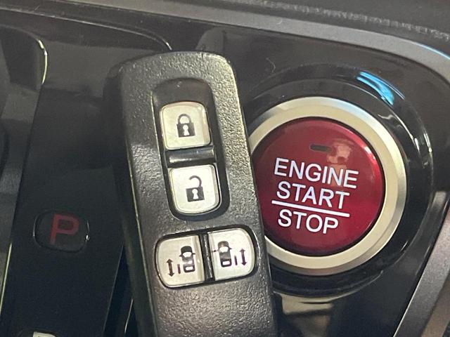 �y�g���������X�}�[�g�L�[�z�J�o����|�P�b�g�ɓ��ꂽ�܂܂ł��h�A�̎{���E�������\�ȃX�}�[�g�L�[�𑕔��B�G���W���̃I���E�I�t�����J�M�����o���K�v����������Ƃ��Ă��֗��ł���