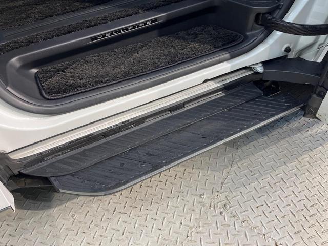 ���[�J�[�I�v�V�����́y���j�o�[�T���X�e�b�v�z�𑕔��B�X���C�h�h�A�ƘA�������X�e�b�v�ɂ��A�����Ȃ��q�l�̏��~�肪���Ղ��Ȃ�܂���