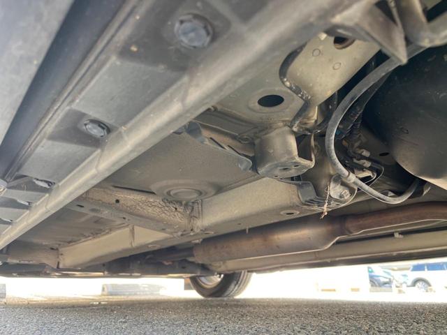 スイフト ＸＳ　ＳＤナビ　クルーズコントロール　パドルシフト　スマートキー　禁煙車　純正１６インチアルミ　電動格納ミラー　フルセグ　オートライト　ＨＩＤヘッドライト　ＥＴＣ　Ｂｌｕｅｔｏｏｔｈ　ＵＳＢ（22枚目）