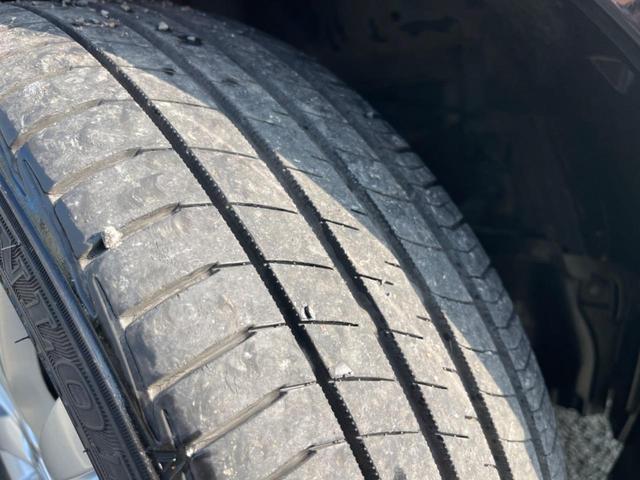 スイフト ＸＳ　ＳＤナビ　クルーズコントロール　パドルシフト　スマートキー　禁煙車　純正１６インチアルミ　電動格納ミラー　フルセグ　オートライト　ＨＩＤヘッドライト　ＥＴＣ　Ｂｌｕｅｔｏｏｔｈ　ＵＳＢ（36枚目）