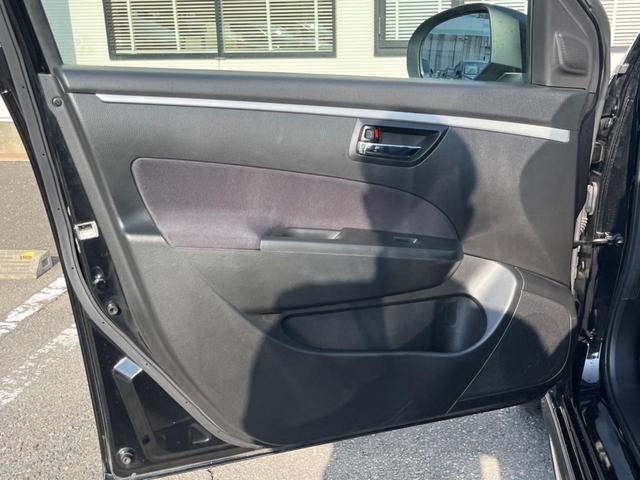 スイフト ＸＳ　ＳＤナビ　クルーズコントロール　パドルシフト　スマートキー　禁煙車　純正１６インチアルミ　電動格納ミラー　フルセグ　オートライト　ＨＩＤヘッドライト　ＥＴＣ　Ｂｌｕｅｔｏｏｔｈ　ＵＳＢ（43枚目）