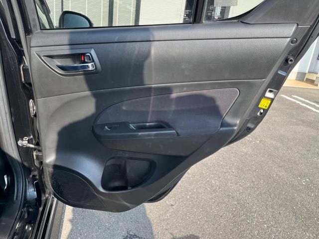 スイフト ＸＳ　ＳＤナビ　クルーズコントロール　パドルシフト　スマートキー　禁煙車　純正１６インチアルミ　電動格納ミラー　フルセグ　オートライト　ＨＩＤヘッドライト　ＥＴＣ　Ｂｌｕｅｔｏｏｔｈ　ＵＳＢ（46枚目）