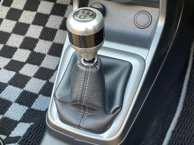 コペン セロ　ＳＤナビ　バックカメラ　５速ＭＴ　前席シートヒーター　スマートキー　ＬＥＤヘッドライト　オートラト　禁煙車　純正ＯＰ１６インチアルミホイール　Ｂｌｕｅｔｏｏｔｈ接続可　オートエアコン（5枚目）