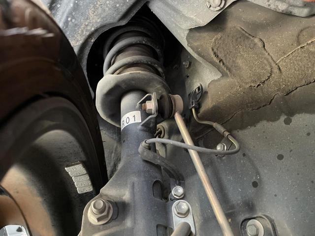 コペン セロ　ＳＤナビ　バックカメラ　５速ＭＴ　前席シートヒーター　スマートキー　ＬＥＤヘッドライト　オートラト　禁煙車　純正ＯＰ１６インチアルミホイール　Ｂｌｕｅｔｏｏｔｈ接続可　オートエアコン（19枚目）