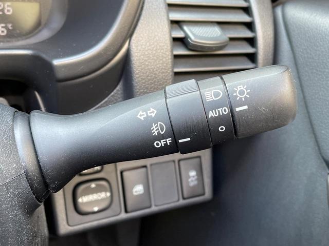 コペン セロ　ＳＤナビ　バックカメラ　５速ＭＴ　前席シートヒーター　スマートキー　ＬＥＤヘッドライト　オートラト　禁煙車　純正ＯＰ１６インチアルミホイール　Ｂｌｕｅｔｏｏｔｈ接続可　オートエアコン（32枚目）