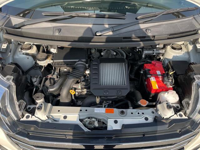 ルーミー カスタムＧ－Ｔ　ターボ　ＫＥＮＷＯＯＤ９インチナビ　アラウンドビューモニター　ＧＲエアロ　両側電動スライドドア　レーダークルーズコントロール　禁煙車　スマートアシスト　コーナーセンサー　Ｂｌｕｅｔｏｏｔｈ接続可（18枚目）