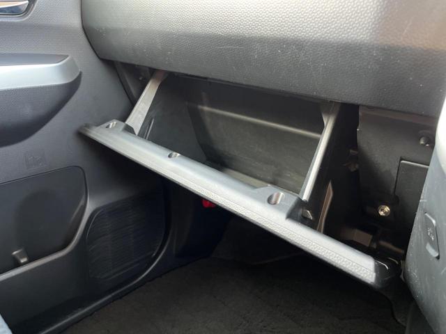 ルーミー カスタムＧ－Ｔ　ターボ　ＫＥＮＷＯＯＤ９インチナビ　アラウンドビューモニター　ＧＲエアロ　両側電動スライドドア　レーダークルーズコントロール　禁煙車　スマートアシスト　コーナーセンサー　Ｂｌｕｅｔｏｏｔｈ接続可（62枚目）