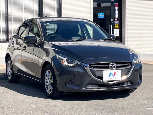 デミオ １３Ｓ　メーカーナビ　バックカメラ　ＣＤ／ＤＶＤ　Ｂｌｕｅｔｏｏｔｈ　シートヒーター　禁煙車　ＢＳＭ　ＬＥＤヘッドライト　ＥＴＣ　スマートキー　オートエアコン　オートライト（16枚目）