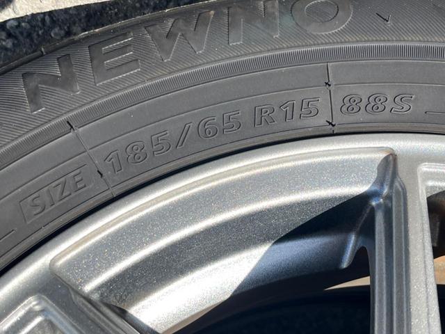 デミオ １３Ｓ　メーカーナビ　バックカメラ　ＣＤ／ＤＶＤ　Ｂｌｕｅｔｏｏｔｈ　シートヒーター　禁煙車　ＢＳＭ　ＬＥＤヘッドライト　ＥＴＣ　スマートキー　オートエアコン　オートライト（27枚目）