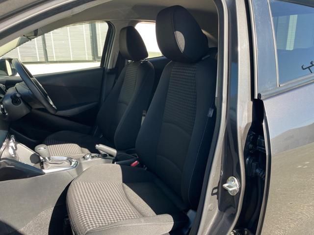 デミオ １３Ｓ　メーカーナビ　バックカメラ　ＣＤ／ＤＶＤ　Ｂｌｕｅｔｏｏｔｈ　シートヒーター　禁煙車　ＢＳＭ　ＬＥＤヘッドライト　ＥＴＣ　スマートキー　オートエアコン　オートライト（31枚目）