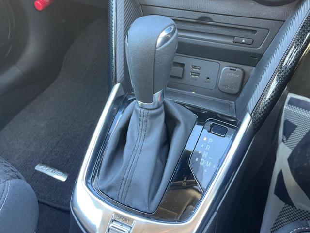 デミオ １３Ｓ　メーカーナビ　バックカメラ　ＣＤ／ＤＶＤ　Ｂｌｕｅｔｏｏｔｈ　シートヒーター　禁煙車　ＢＳＭ　ＬＥＤヘッドライト　ＥＴＣ　スマートキー　オートエアコン　オートライト（45枚目）