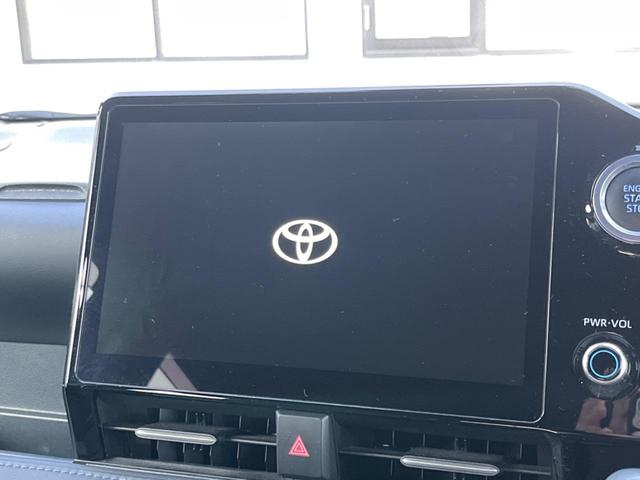 ヴォクシー Ｓ－Ｚ　純正１０．５型ナビ　後席モニター　バックカメラ　両側電動ドア　セーフティセンス　レーダークルーズ　禁煙車　ハーフレザーシート　前席シートヒーター　コーナーセンサー　スマートキー　ＬＥＤヘッド　ＥＴＣ（3枚目）