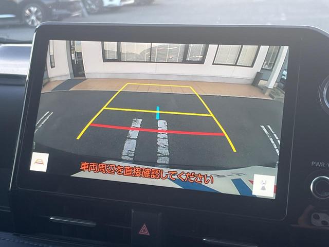 ヴォクシー Ｓ－Ｚ　純正１０．５型ナビ　後席モニター　バックカメラ　両側電動ドア　セーフティセンス　レーダークルーズ　禁煙車　ハーフレザーシート　前席シートヒーター　コーナーセンサー　スマートキー　ＬＥＤヘッド　ＥＴＣ（5枚目）