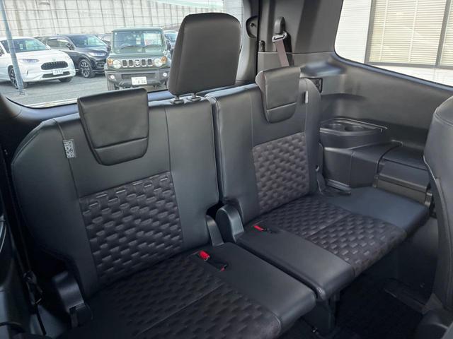 ヴォクシー Ｓ－Ｚ　純正１０．５型ナビ　後席モニター　バックカメラ　両側電動ドア　セーフティセンス　レーダークルーズ　禁煙車　ハーフレザーシート　前席シートヒーター　コーナーセンサー　スマートキー　ＬＥＤヘッド　ＥＴＣ（10枚目）