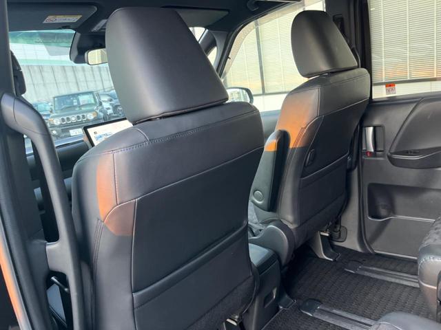 ヴォクシー Ｓ－Ｚ　純正１０．５型ナビ　後席モニター　バックカメラ　両側電動ドア　セーフティセンス　レーダークルーズ　禁煙車　ハーフレザーシート　前席シートヒーター　コーナーセンサー　スマートキー　ＬＥＤヘッド　ＥＴＣ（37枚目）