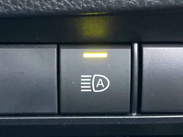 ヴォクシー Ｓ－Ｚ　純正１０．５型ナビ　後席モニター　バックカメラ　両側電動ドア　セーフティセンス　レーダークルーズ　禁煙車　ハーフレザーシート　前席シートヒーター　コーナーセンサー　スマートキー　ＬＥＤヘッド　ＥＴＣ（56枚目）