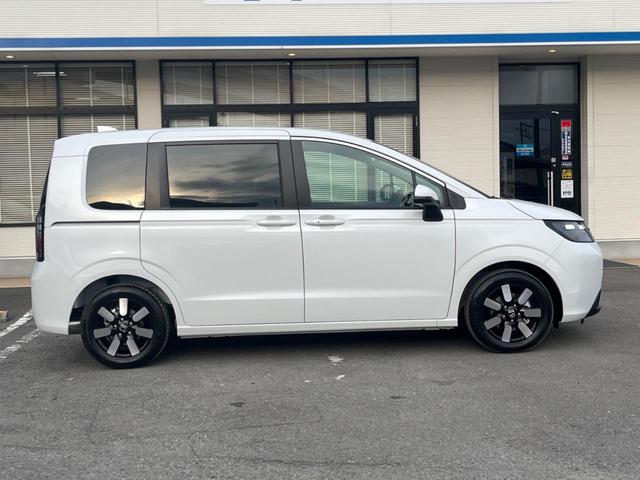 フリード エアー　ＥＸ　純正８型ディスプレイオーディオ　バックカメラ　登録済未使用車　両側電動ドア　ホンダセンシング　レーダークルーズ　ハーフレザーシート　シートヒーター　コーナーセンサー　スマートキー　ＬＥＤヘッド（26枚目）