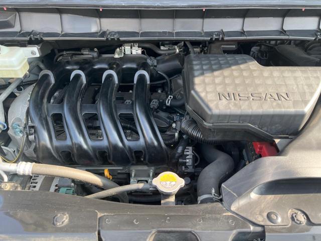 セレナ ハイウェイスターＶ　両側電動ドア　ＳＤナビ　全周囲カメラ　衝突被害軽減システム　禁煙車　コーナーセンサー　スマートキー　ＬＥＤヘッド　ビルトインＥＴＣ　純正１６インチアルミ　車線逸脱警報　オートライト　オートエアコン（17枚目）