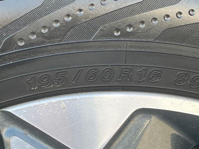 セレナ ハイウェイスターＶ　両側電動ドア　ＳＤナビ　全周囲カメラ　衝突被害軽減システム　禁煙車　コーナーセンサー　スマートキー　ＬＥＤヘッド　ビルトインＥＴＣ　純正１６インチアルミ　車線逸脱警報　オートライト　オートエアコン（32枚目）