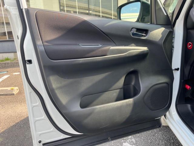 セレナ ハイウェイスターＶ　両側電動ドア　ＳＤナビ　全周囲カメラ　衝突被害軽減システム　禁煙車　コーナーセンサー　スマートキー　ＬＥＤヘッド　ビルトインＥＴＣ　純正１６インチアルミ　車線逸脱警報　オートライト　オートエアコン（44枚目）