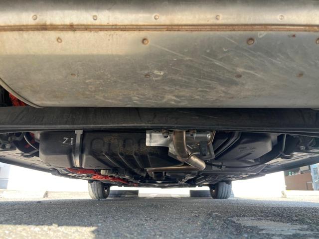 シエンタ ハイブリッドZ 純正10.5インチナビ パノラミックビューモニター セーフティセンス 両側パワースライドドア シートヒーター ステアリングヒーター BSM クリアランスソナー オートハイビーム ETC(19枚目)