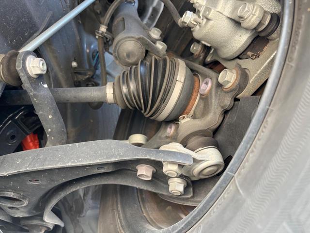 シエンタ ハイブリッドZ 純正10.5インチナビ パノラミックビューモニター セーフティセンス 両側パワースライドドア シートヒーター ステアリングヒーター BSM クリアランスソナー オートハイビーム ETC(21枚目)