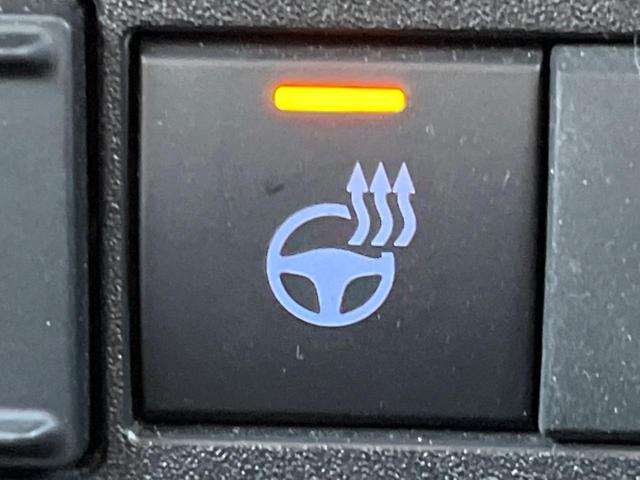 シエンタ ハイブリッドZ 純正10.5インチナビ パノラミックビューモニター セーフティセンス 両側パワースライドドア シートヒーター ステアリングヒーター BSM クリアランスソナー オートハイビーム ETC(33枚目)