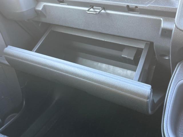 シエンタ ハイブリッドZ 純正10.5インチナビ パノラミックビューモニター セーフティセンス 両側パワースライドドア シートヒーター ステアリングヒーター BSM クリアランスソナー オートハイビーム ETC(48枚目)