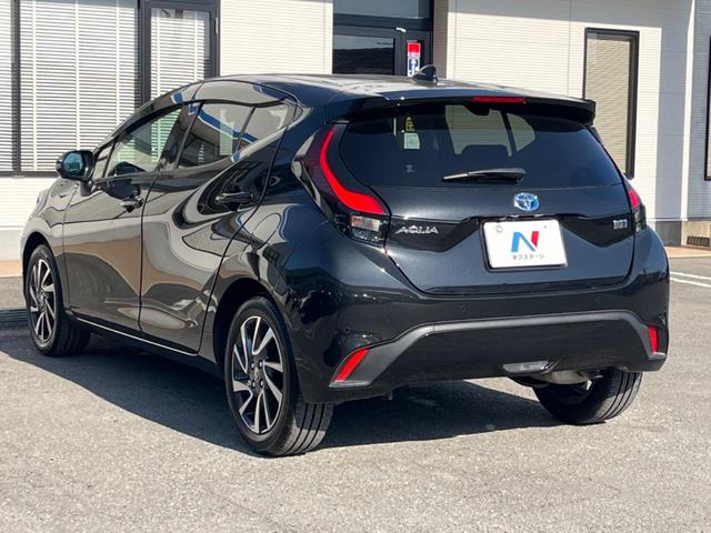 アクア Ｚ　１０．５インチディスプレイオーディオ　アラウンドビューモニター　トヨタチームメイト　ブラインドスポットモニター　前席シートヒーター　ハーフレザーシート　ステアリングヒーター　禁煙車　セーフティセンス（17枚目）