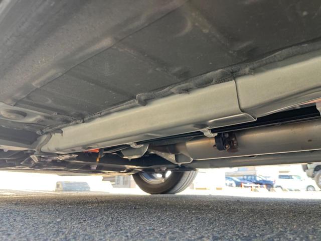 アクア Ｚ　１０．５インチディスプレイオーディオ　アラウンドビューモニター　トヨタチームメイト　ブラインドスポットモニター　前席シートヒーター　ハーフレザーシート　ステアリングヒーター　禁煙車　セーフティセンス（20枚目）