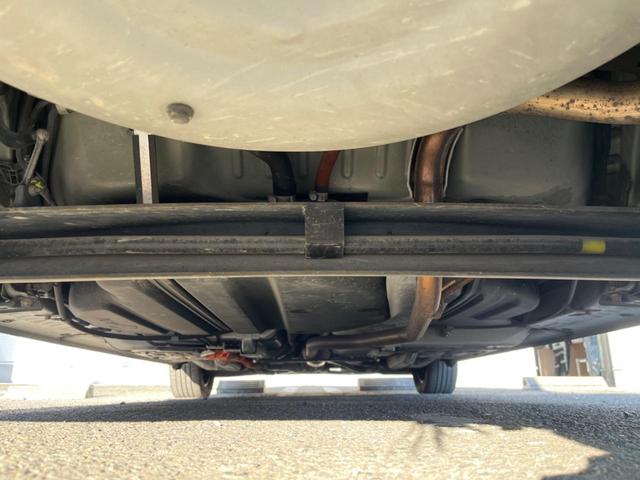 シエンタ ハイブリッドＸ　純正ナビ　バックカメラ　セーフティセンスＣ　パワースライドドア　シートヒーター　ＬＥＤヘッド　フォグランプ　スマートキー　ＥＴＣ　フルセグＴＶ　Ｂｌｕｅｔｏｏｔｈ　オートライト（19枚目）