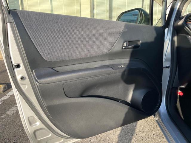 シエンタ ハイブリッドＸ　純正ナビ　バックカメラ　セーフティセンスＣ　パワースライドドア　シートヒーター　ＬＥＤヘッド　フォグランプ　スマートキー　ＥＴＣ　フルセグＴＶ　Ｂｌｕｅｔｏｏｔｈ　オートライト（29枚目）