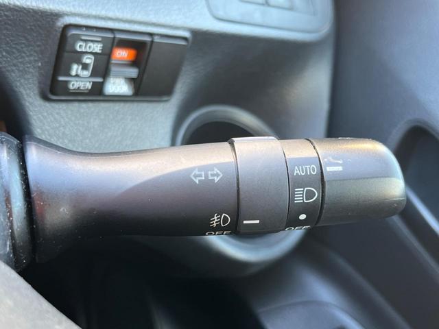 シエンタ ハイブリッドＸ　純正ナビ　バックカメラ　セーフティセンスＣ　パワースライドドア　シートヒーター　ＬＥＤヘッド　フォグランプ　スマートキー　ＥＴＣ　フルセグＴＶ　Ｂｌｕｅｔｏｏｔｈ　オートライト（56枚目）