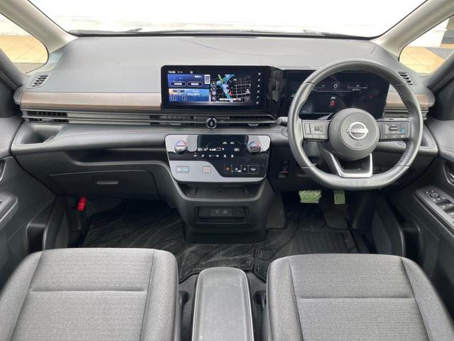 セレナ ｅ－パワー　ハイウェイスターＶ　純正１２．３インチナビ　ハンズフリー両側パワースライドドア　アラウンドビューモニター　インテリジェントルームミラー　プロパイロット　ＢＳＭ　電動パーキングブレーキ　オートハイビーム（2枚目）