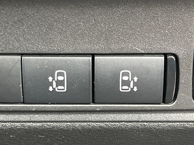 セレナ ｅ－パワー　ハイウェイスターＶ　純正１２．３インチナビ　ハンズフリー両側パワースライドドア　アラウンドビューモニター　インテリジェントルームミラー　プロパイロット　ＢＳＭ　電動パーキングブレーキ　オートハイビーム（6枚目）