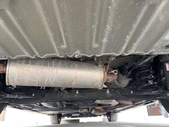 セレナ ｅ－パワー　ハイウェイスターＶ　純正１２．３インチナビ　ハンズフリー両側パワースライドドア　アラウンドビューモニター　インテリジェントルームミラー　プロパイロット　ＢＳＭ　電動パーキングブレーキ　オートハイビーム（20枚目）