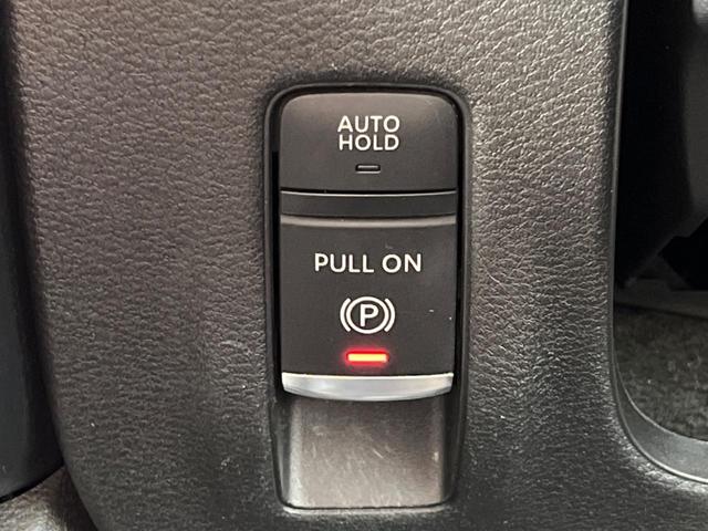 セレナ ｅ－パワー　ハイウェイスターＶ　純正１２．３インチナビ　ハンズフリー両側パワースライドドア　アラウンドビューモニター　インテリジェントルームミラー　プロパイロット　ＢＳＭ　電動パーキングブレーキ　オートハイビーム（42枚目）