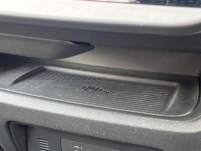 セレナ ｅ－パワー　ハイウェイスターＶ　純正１２．３インチナビ　ハンズフリー両側パワースライドドア　アラウンドビューモニター　インテリジェントルームミラー　プロパイロット　ＢＳＭ　電動パーキングブレーキ　オートハイビーム（45枚目）