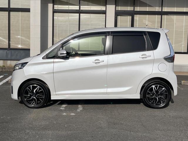 デイズ ハイウェイスター X SDナビ バックカメラ 禁煙車 スマートキー HIDヘッド ETC オートエアコン 15インチアルミホイール Bluetooth再生 電動オート格納ドアミラー アイドリングストップ(25枚目)