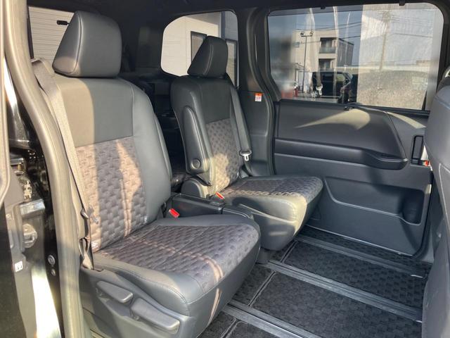 ヴォクシー Ｓ－Ｚ　１０．５インチディスプレイオーディオ　アラウンドビューモニター　トヨタチームメイト　フリップダウンモニター　デジタルインナーミラー　合皮レザーシート　両側電動スライドドア　セーフティセンス（9枚目）