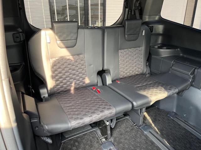 ヴォクシー Ｓ－Ｚ　１０．５インチディスプレイオーディオ　アラウンドビューモニター　トヨタチームメイト　フリップダウンモニター　デジタルインナーミラー　合皮レザーシート　両側電動スライドドア　セーフティセンス（10枚目）