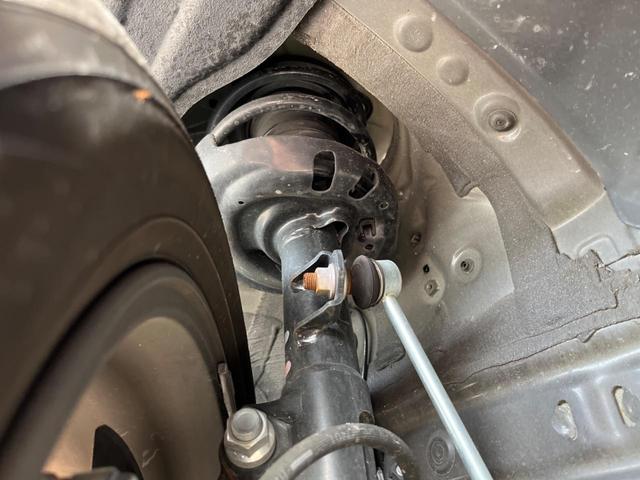 ヴォクシー Ｓ－Ｚ　１０．５インチディスプレイオーディオ　アラウンドビューモニター　トヨタチームメイト　フリップダウンモニター　デジタルインナーミラー　合皮レザーシート　両側電動スライドドア　セーフティセンス（21枚目）